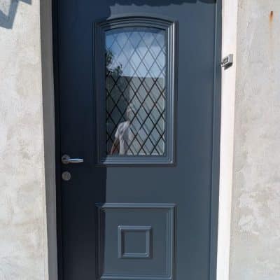 Porte d'entrée aluminium EURADIF CAPELLA 1L après rénovation près de Landas